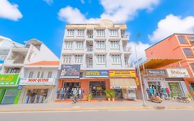 Reverie Hotel